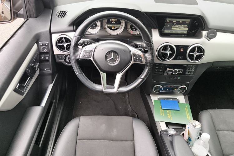 Used Mercedes-Benz GLK-Class 2014 GLK 200 Standard Model Steering Wheel