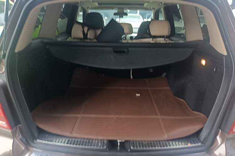 Used Mercedes-Benz GLK-Class 2014 GLK 200 Standard Model Trunk