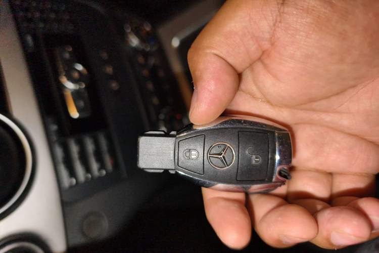 Used Mercedes-Benz GLK-Class 2014 GLK 200 Standard Model Vehicle Key