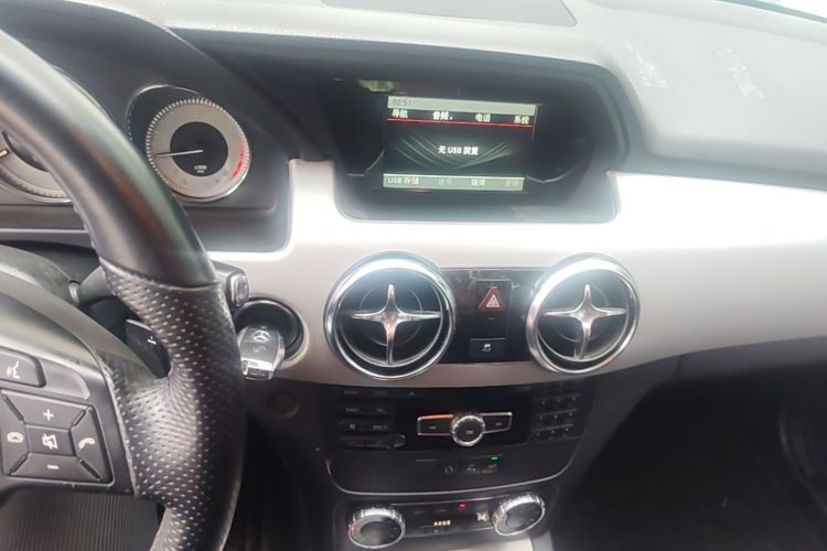 Used Mercedes-Benz GLK-Class 2014 GLK 260 4MATIC Dynamic Model Audio And AC Panel