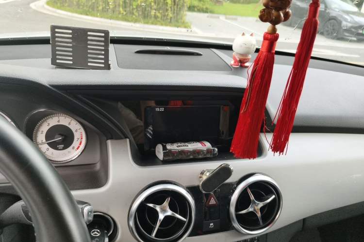 Used Mercedes-Benz GLK-Class 2014 GLK 260 4MATIC Dynamic Model Audio And AC Panel