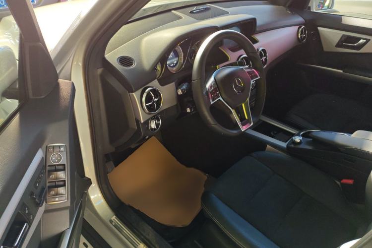 Used Mercedes-Benz GLK-Class 2014 GLK 200 Standard Model Driver Seat