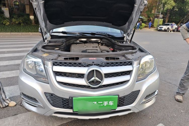 Used Mercedes-Benz GLK-Class 2014 GLK 260 4MATIC Dynamic Model Engine Bay