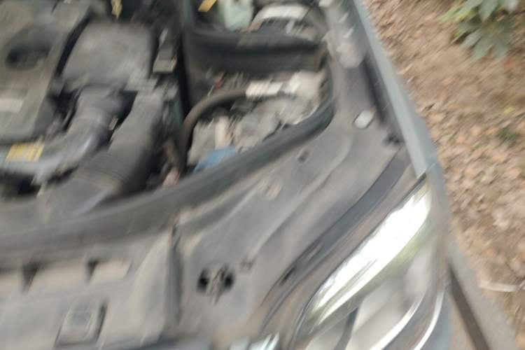 Used Mercedes-Benz GLK-Class 2014 GLK 200 Standard Model Engine Bay Left