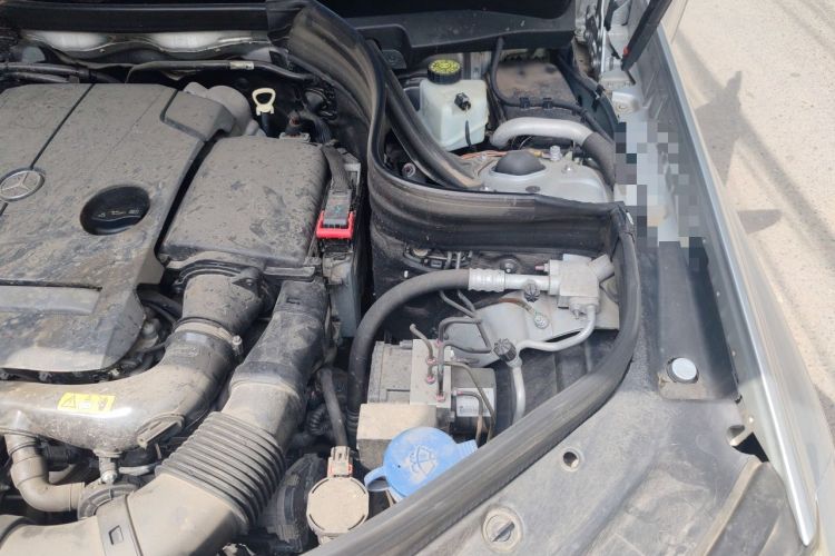 Used Mercedes-Benz GLK-Class 2014 GLK 260 4MATIC Dynamic Model Engine Bay Left