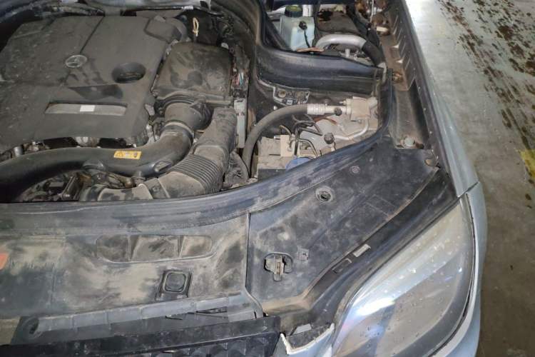 Used Mercedes-Benz GLK-Class 2014 GLK 260 4MATIC Dynamic Model Engine Bay Left