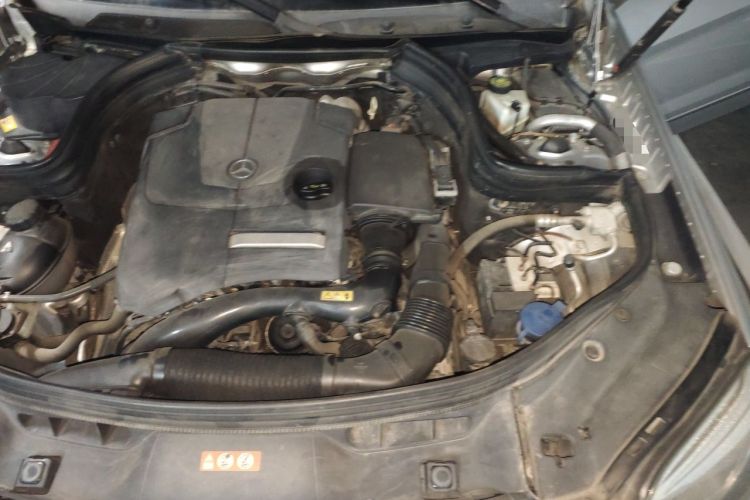 Used Mercedes-Benz GLK-Class 2014 GLK 200 Standard Model Engine Bay Left