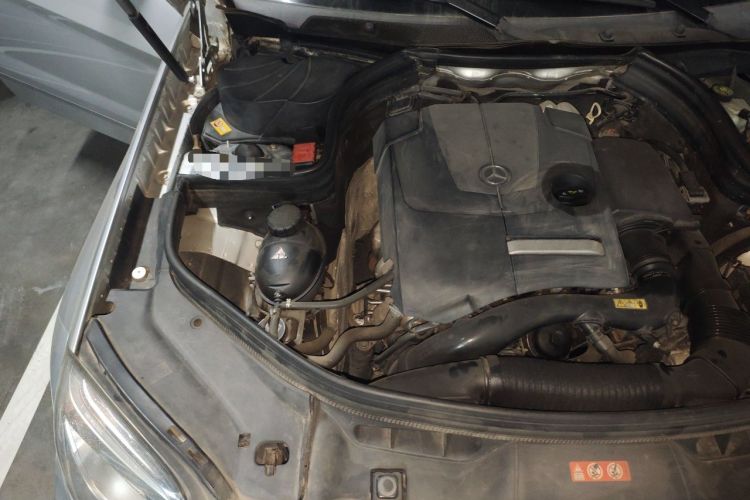 Used Mercedes-Benz GLK-Class 2014 GLK 200 Standard Model Engine Bay Right
