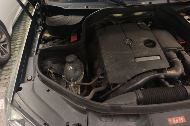 Used Mercedes-Benz GLK-Class 2014 GLK 260 4MATIC Dynamic Model Engine Bay Right