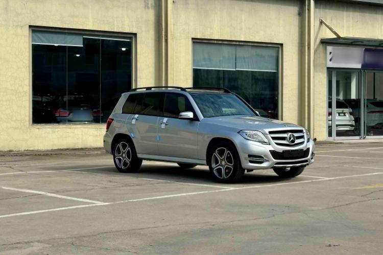 Used Mercedes-Benz GLK-Class 2014 GLK 260 4MATIC Dynamic Model Exterior 2