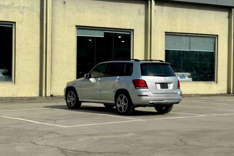 Used Mercedes-Benz GLK-Class 2014 GLK 260 4MATIC Dynamic Model Exterior 4