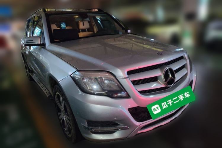 Used Mercedes-Benz GLK-Class 2014 GLK 260 4MATIC Dynamic Model Front Right 45 Deg