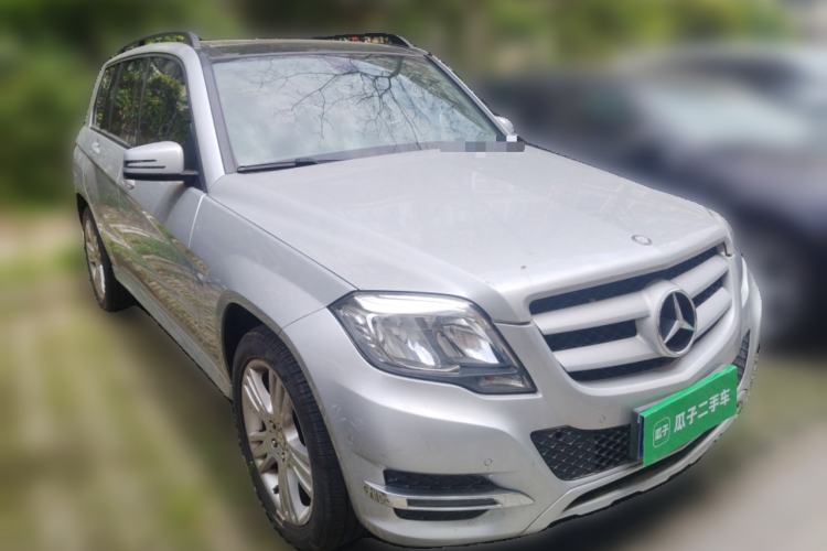 Used Mercedes-Benz GLK-Class 2014 GLK 260 4MATIC Dynamic Model Front Right 45 Deg