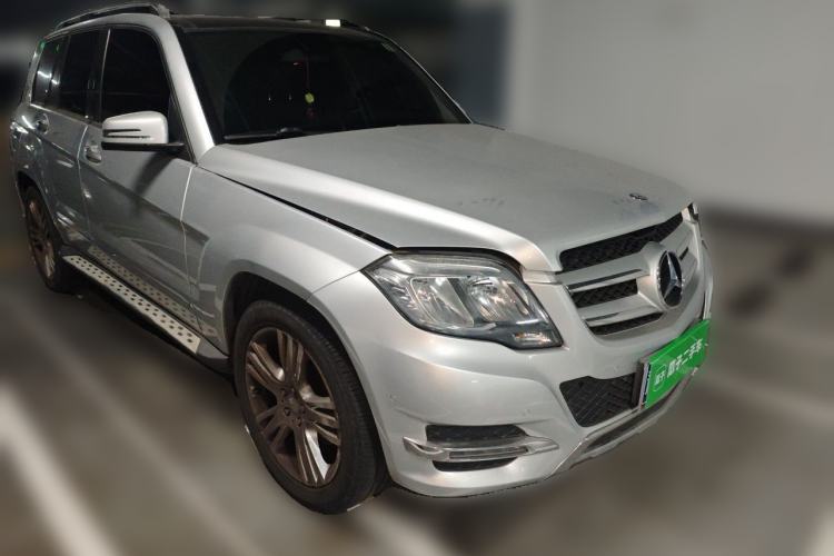 Used Mercedes-Benz GLK-Class 2014 GLK 200 Standard Model Front Right 45 Deg
