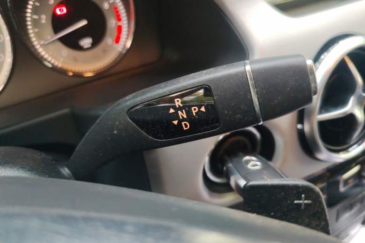 Used Mercedes-Benz GLK-Class 2014 GLK 200 Standard Model Gear Lever