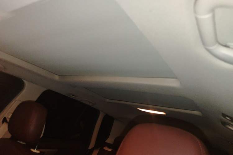 Used Mercedes-Benz GLK-Class 2014 GLK 200 Standard Model Headliner