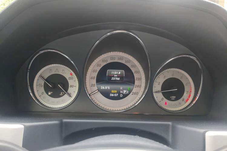 Used Mercedes-Benz GLK-Class 2014 GLK 260 4MATIC Dynamic Model Instrument Cluster