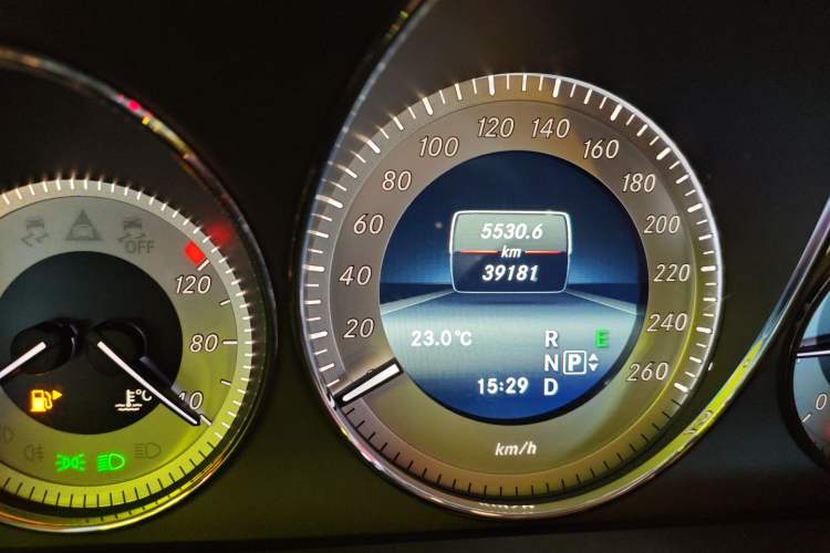 Used Mercedes-Benz GLK-Class 2014 GLK 200 Standard Model Instrument Cluster