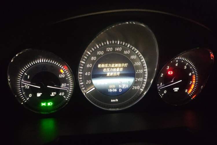 Used Mercedes-Benz GLK-Class 2014 GLK 200 Standard Model Instrument Cluster
