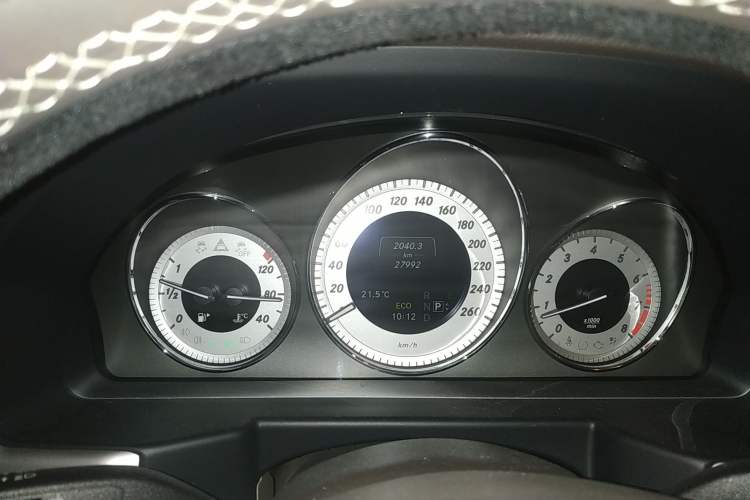 Used Mercedes-Benz GLK-Class 2014 GLK 260 4MATIC Dynamic Model Instrument Cluster