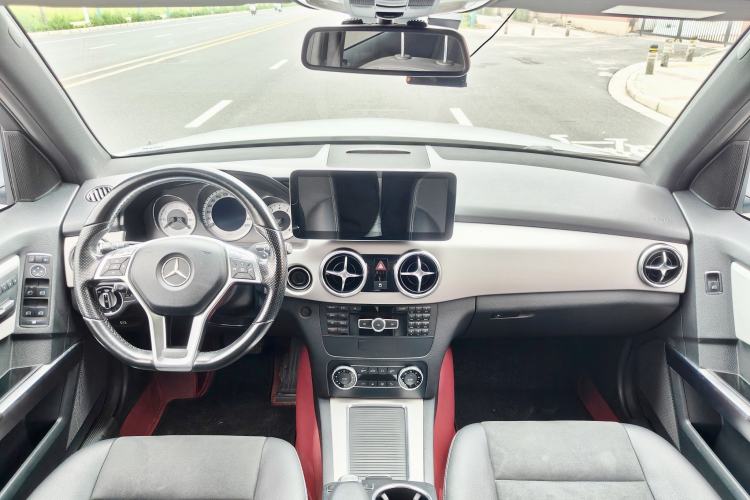 Used Mercedes-Benz GLK-Class 2014 GLK 200 Standard Model Interior 1
