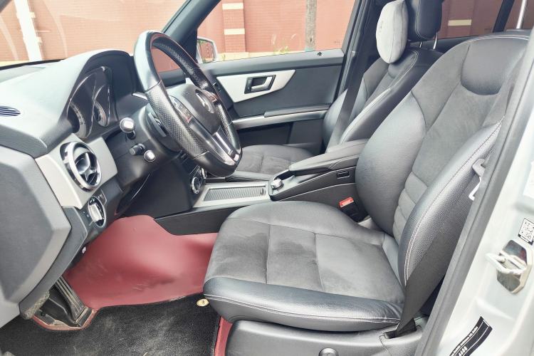 Used Mercedes-Benz GLK-Class 2014 GLK 200 Standard Model Interior 5