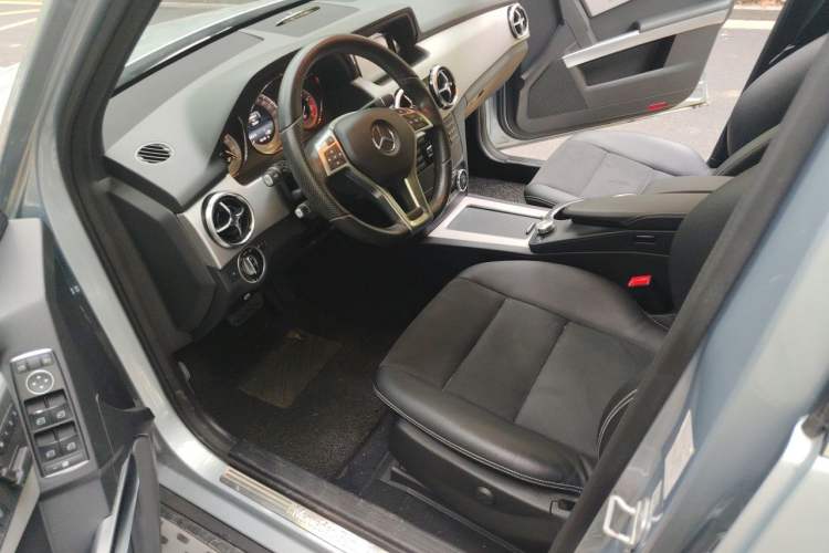 Used Mercedes-Benz GLK-Class 2014 GLK 200 Standard Model Left Front Seat