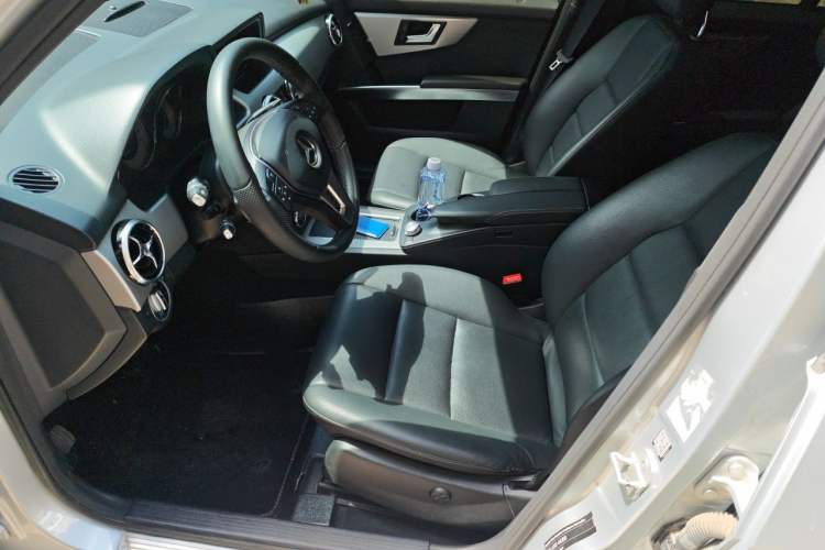 Used Mercedes-Benz GLK-Class 2014 GLK 260 4MATIC Dynamic Model Left Front Seat