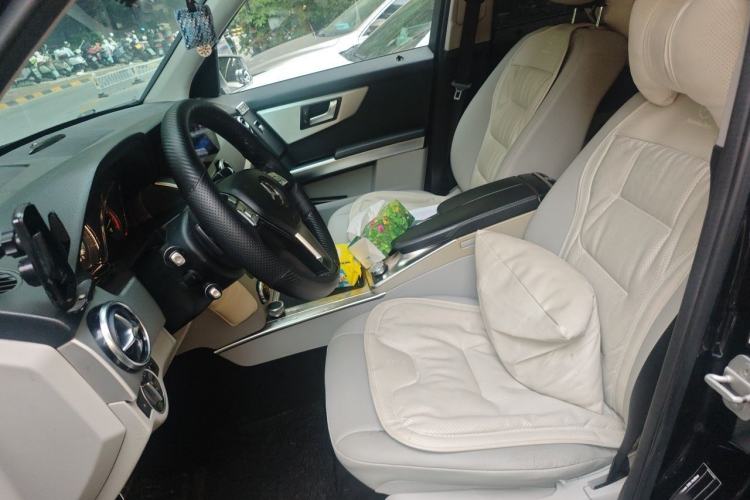 Used Mercedes-Benz GLK-Class 2014 GLK 260 4MATIC Dynamic Model Left Front Seat