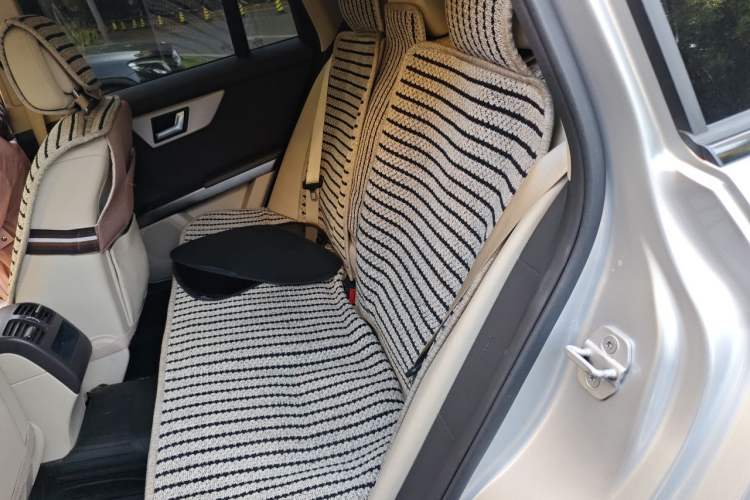 Used Mercedes-Benz GLK-Class 2014 GLK 260 4MATIC Dynamic Model Left Rear Seat