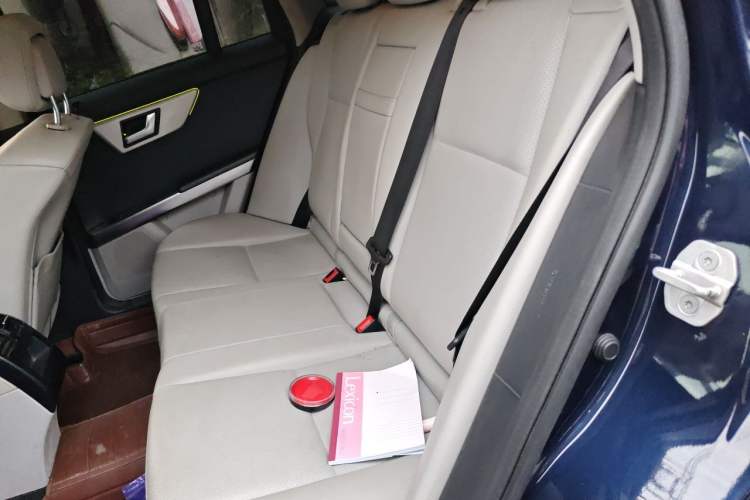 Used Mercedes-Benz GLK-Class 2014 GLK 260 4MATIC Dynamic Model Left Rear Seat