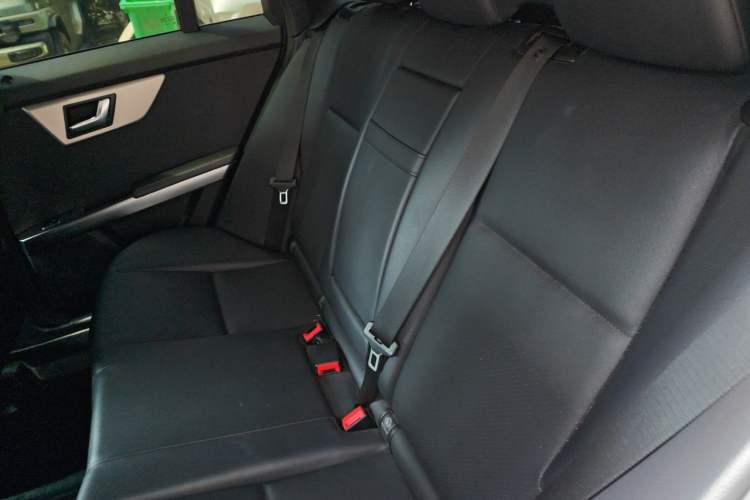 Used Mercedes-Benz GLK-Class 2014 GLK 260 4MATIC Dynamic Model Left Rear Seat