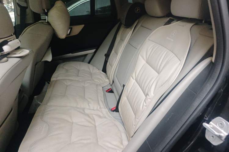 Used Mercedes-Benz GLK-Class 2014 GLK 260 4MATIC Dynamic Model Left Rear Seat