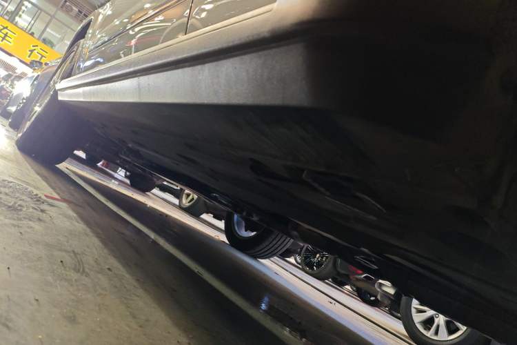 Used Mercedes-Benz GLK-Class 2014 GLK 200 Standard Model Left Side Sill