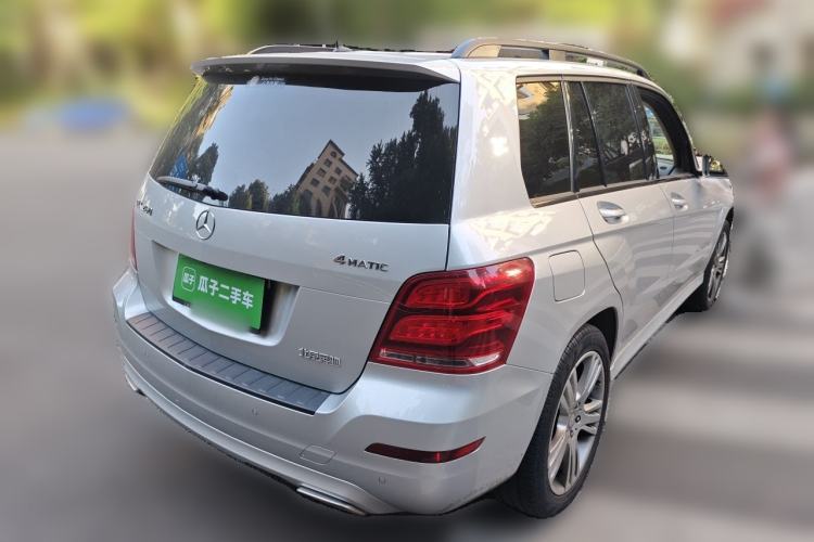 Used Mercedes-Benz GLK-Class 2014 GLK 260 4MATIC Dynamic Model Rear Right 45 Deg