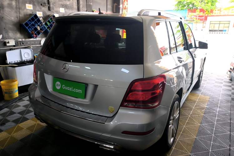 Used Mercedes-Benz GLK-Class 2014 GLK 200 Standard Model Rear Right 45 Deg