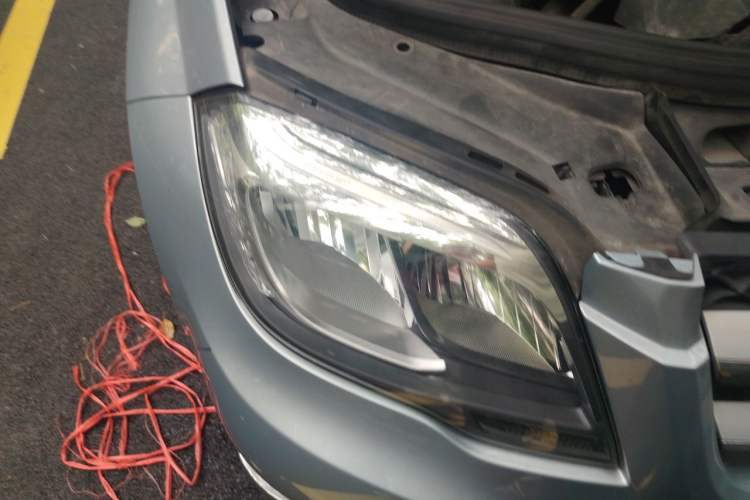 Used Mercedes-Benz GLK-Class 2014 GLK 200 Standard Model Right Front Headlight