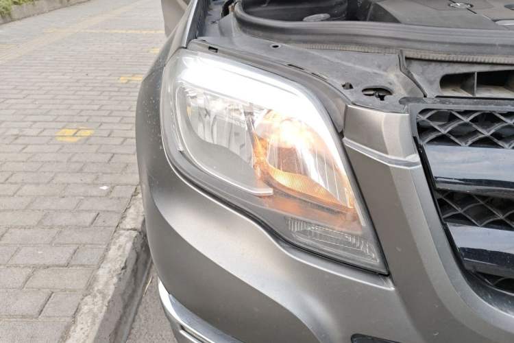 Used Mercedes-Benz GLK-Class 2014 GLK 260 4MATIC Dynamic Model Right Front Headlight