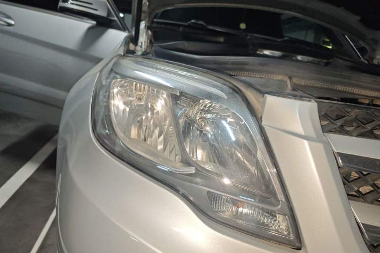 Used Mercedes-Benz GLK-Class 2014 GLK 200 Standard Model Right Front Headlight