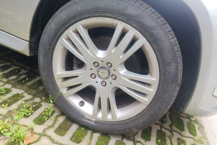Used Mercedes-Benz GLK-Class 2014 GLK 260 4MATIC Dynamic Model Right Front Wheel Hub