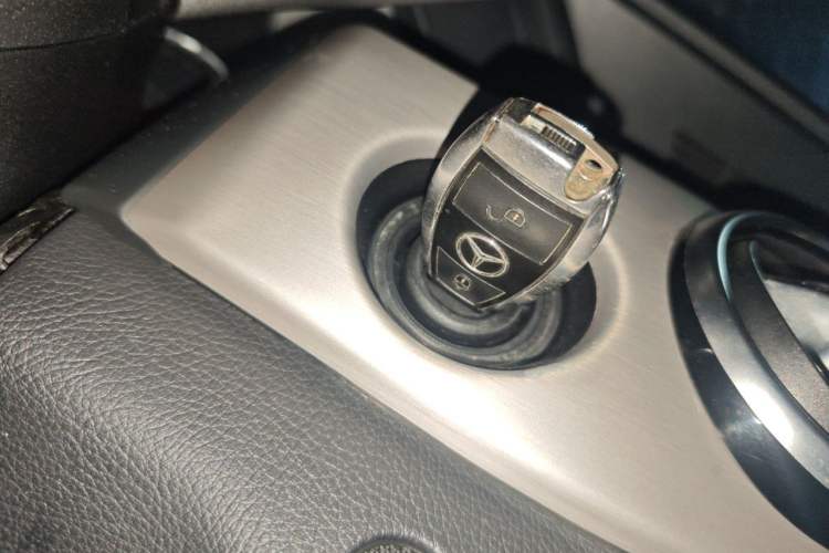 Used Mercedes-Benz GLK-Class 2014 GLK 200 Standard Model Vehicle Key