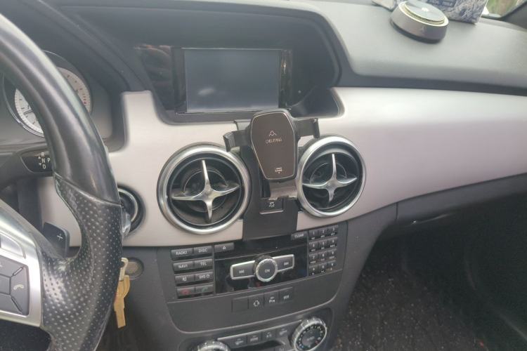 Used Mercedes-Benz GLK-Class 2014 GLK 200 Standard Model Audio And AC Panel