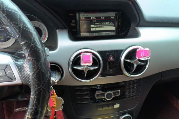 Used Mercedes-Benz GLK-Class 2014 GLK 200 Standard Model Audio And AC Panel