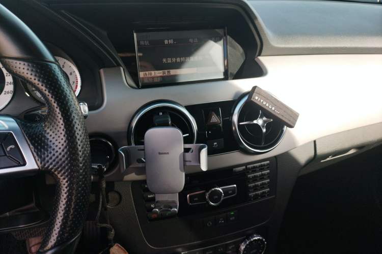 Used Mercedes-Benz GLK-Class 2014 GLK 200 Standard Model Audio And AC Panel
