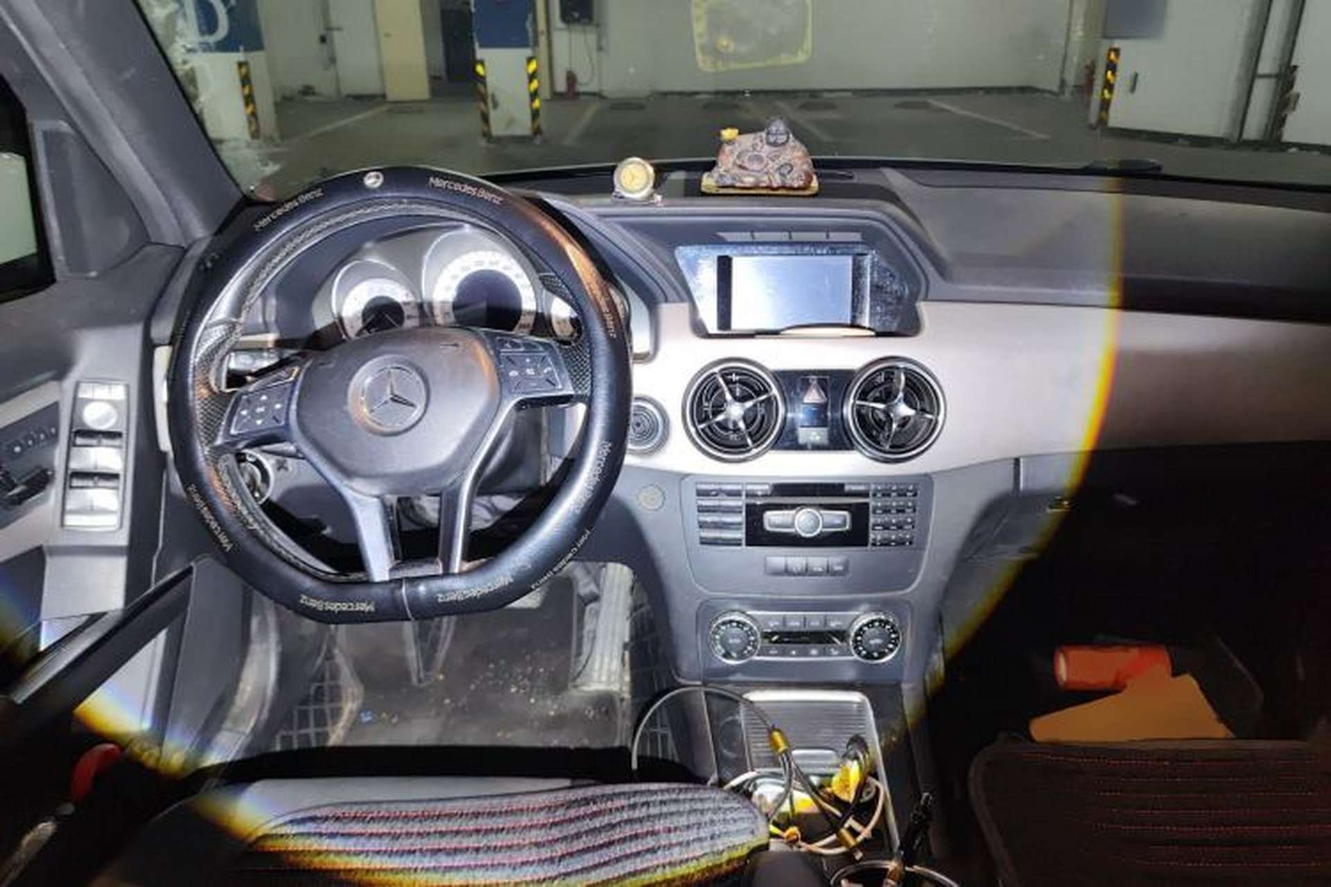 Used Mercedes-Benz GLK-Class 2014 GLK 200 Standard Model Center Console