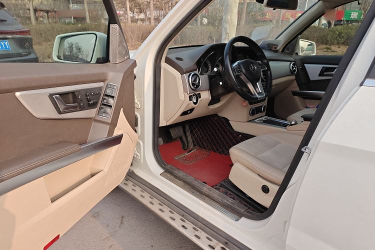 Used Mercedes-Benz GLK-Class 2014 GLK 200 Standard Model Driver Seat