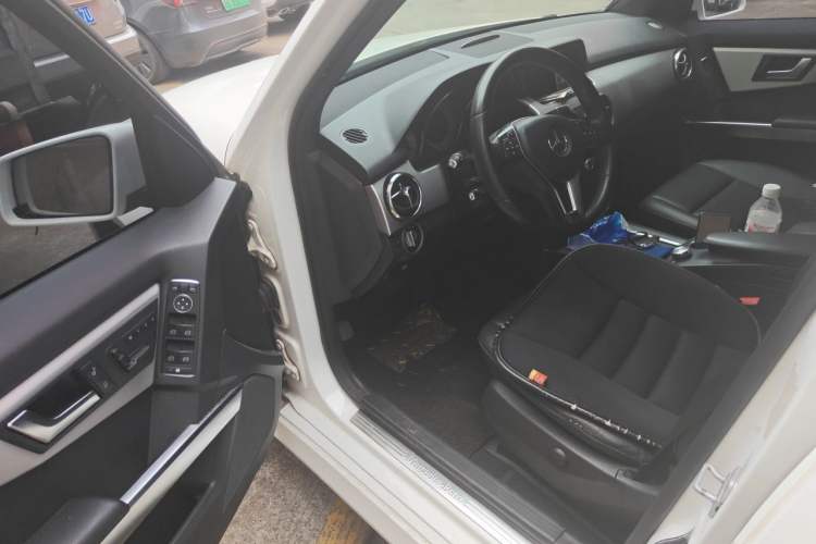 Used Mercedes-Benz GLK-Class 2014 GLK 260 4MATIC Dynamic Model Driver Seat