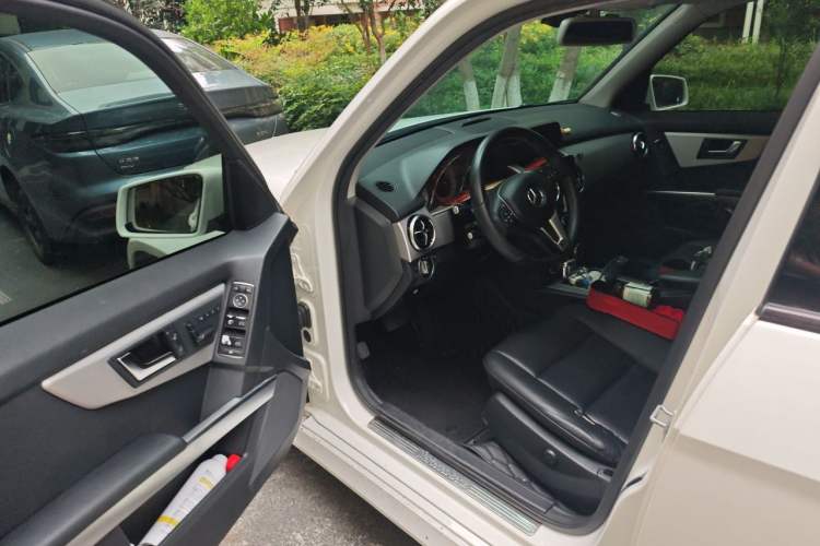 Used Mercedes-Benz GLK-Class 2014 GLK 260 4MATIC Dynamic Model Driver Seat