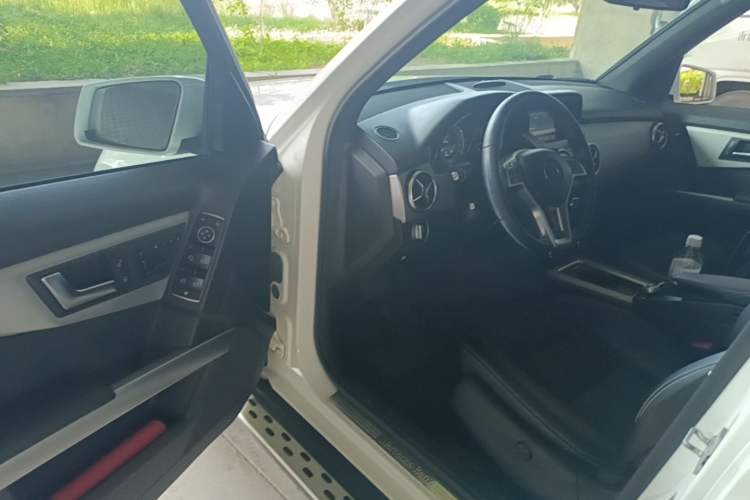 Used Mercedes-Benz GLK-Class 2014 GLK 200 Standard Model Driver Seat