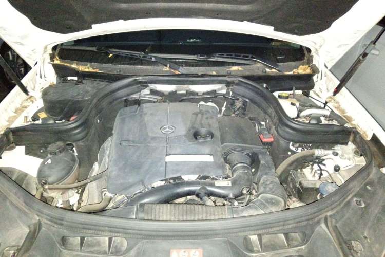 Used Mercedes-Benz GLK-Class 2014 GLK 260 4MATIC Dynamic Model Engine Bay